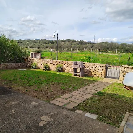 With Garden * Budoni