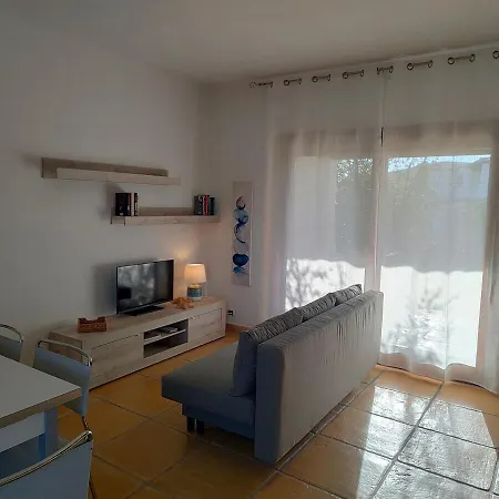 Apartment With Garden *